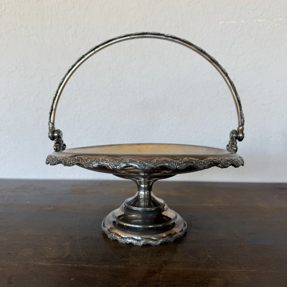 Antique SIMPSON HALL MILLER & CO Quadruple Silver Plated Brides Basket Victorian